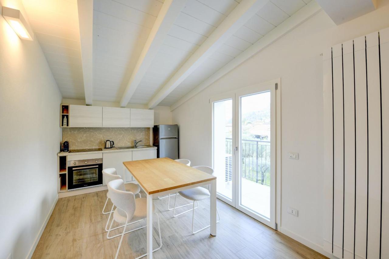 Maison Bellini Number 3 Тосколано Мадерно Екстериор снимка